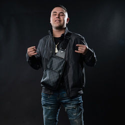 Abraham Vazquez Lyrics