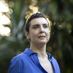 Adriana Calcanhotto