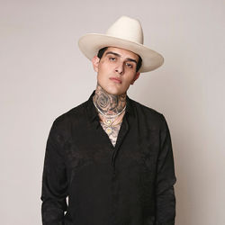 Adriel Favela Lyrics
