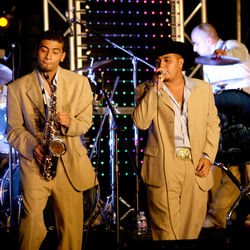 Alacranes Musical Lyrics
