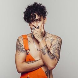 Alemán Lyrics