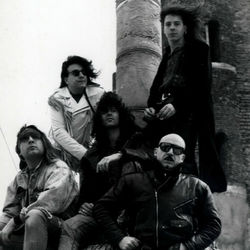 Ángeles del Infierno Lyrics English Translation