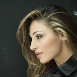 Anna Tatangelo Lyrics