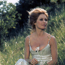 Brigitte Bardot Lyrics