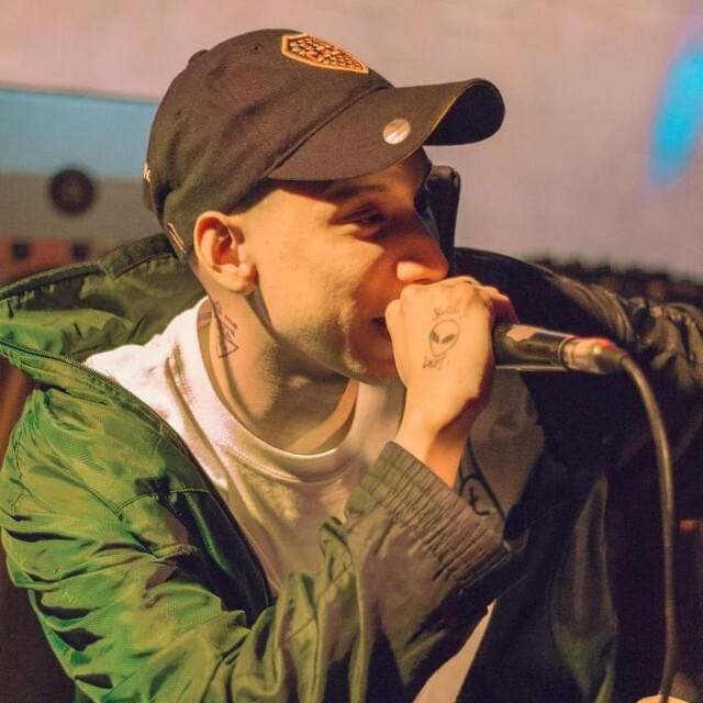 Buhodermia 夜 Lyrics