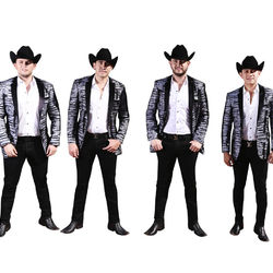 Calibre 50 Lyrics