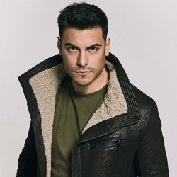 Carlos Rivera Lyrics