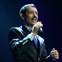 Eddie Santiago Lyrics
