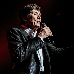Gianni Morandi Lyrics