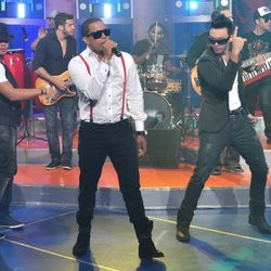 Ilegales Lyrics
