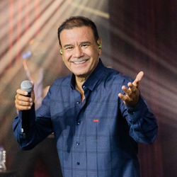 Ivan Villazon Lyrics