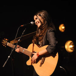Joyce Jonathan Lyrics