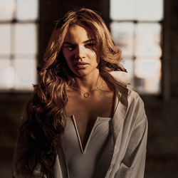 Leslie Grace Lyrics