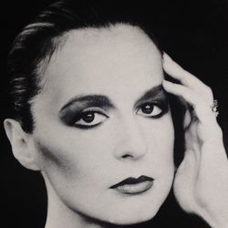 Loretta Goggi