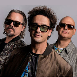 Los Amigos Invisibles Lyrics English Translation