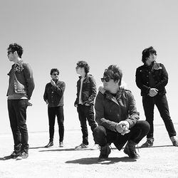 Los Bunkers Lyrics