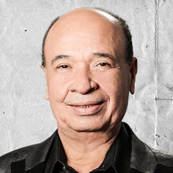 Luis Alberto Posada Lyrics