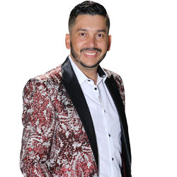 Luis Angel "El Flaco" Lyrics English Translation