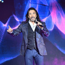 Marco Antonio Solís Lyrics