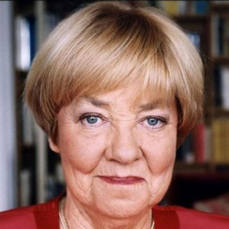 María Elena Walsh