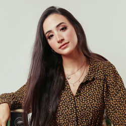 Mariana Nolasco Lyrics