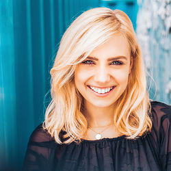 Marie Wegener Lyrics