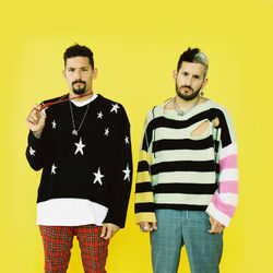 Mau y Ricky Lyrics