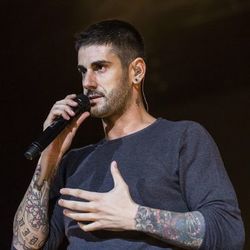 Melendi Lyrics