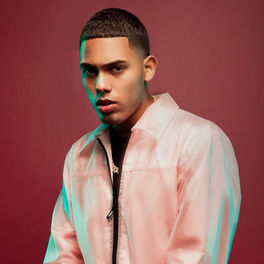 Myke Towers Lyrics