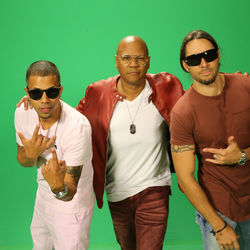 Proyecto Uno Lyrics