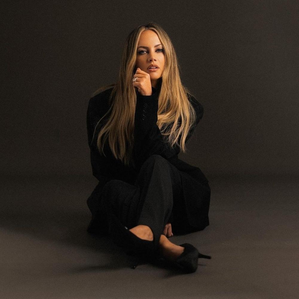 Samantha Jade