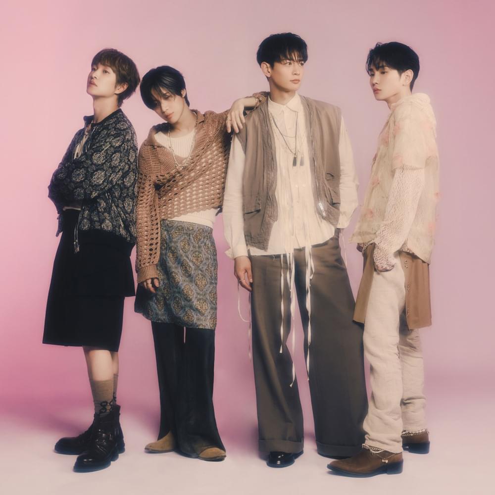 SHINee (샤이니)