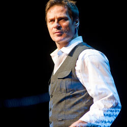 Simon Keenlyside