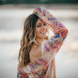 Sofia Ellar Lyrics